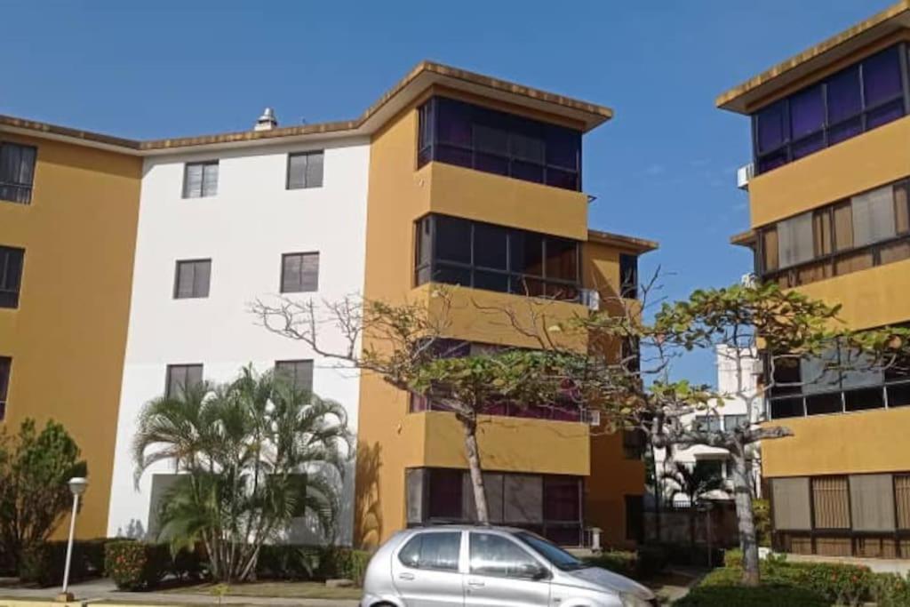 Apartamento - Flamingo Suites 이게로테 외부 사진